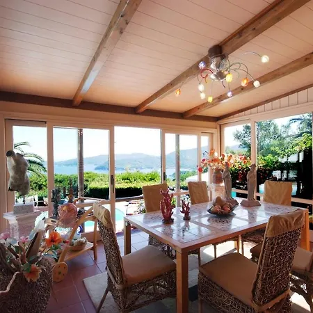Palmaiola Garden, Pool And Sea View Villa *
